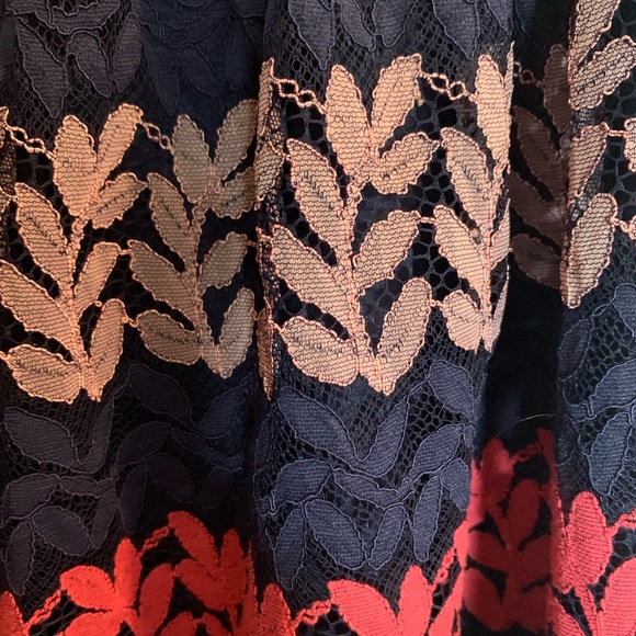 Draper James lace skirt size 10 - Picture 2 of 4